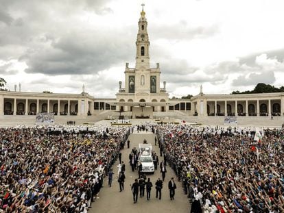 El papa Francisco, en el santuario de Fátima, en su última visita a Portugal en mayo de 2017.
