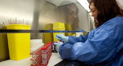 Investigación de una vacuna contra el VIH/ SIDA en Hospital Clínic de Barcelona.