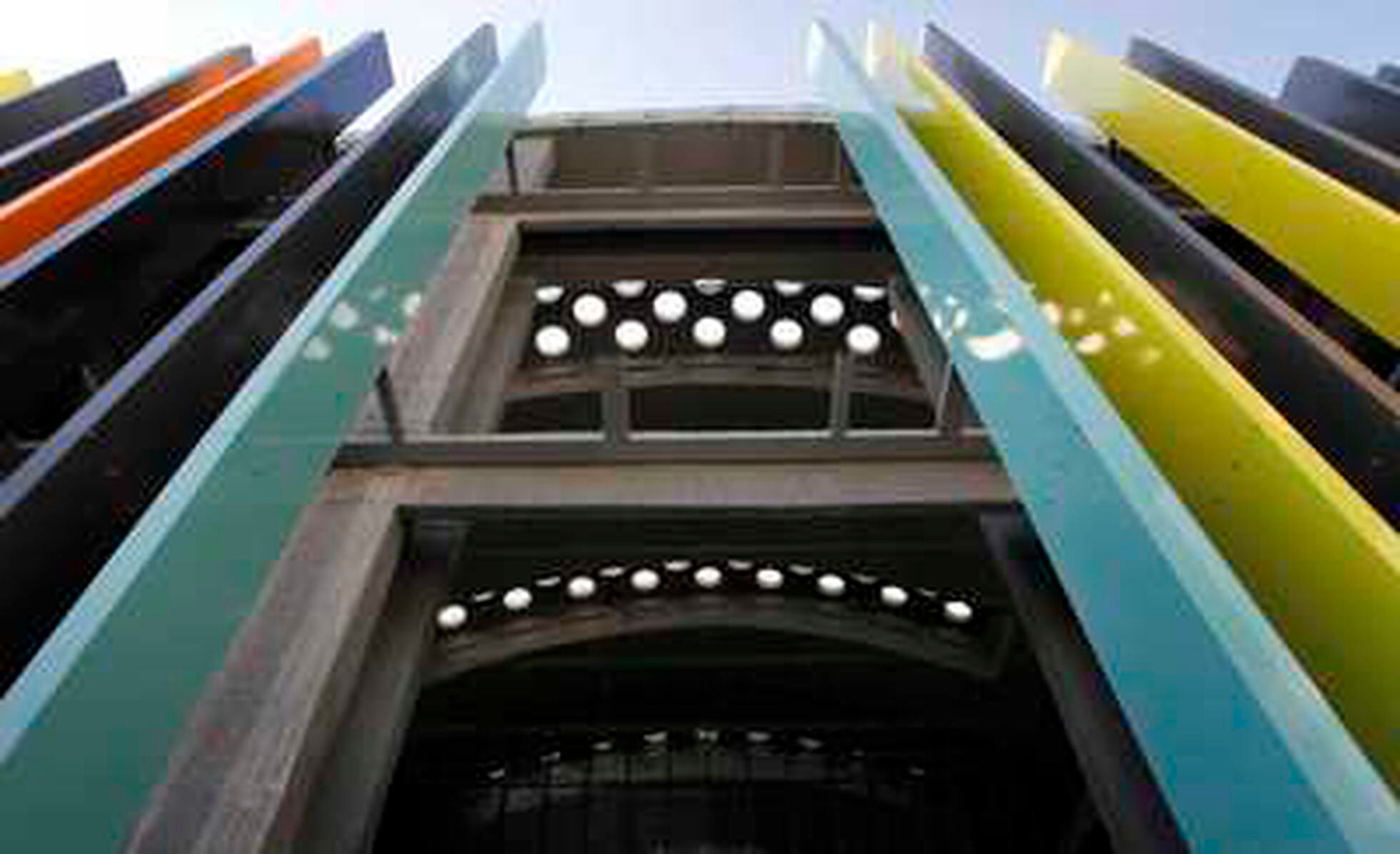 Macrotemplo para el microchip | Madrid | EL PAÍS