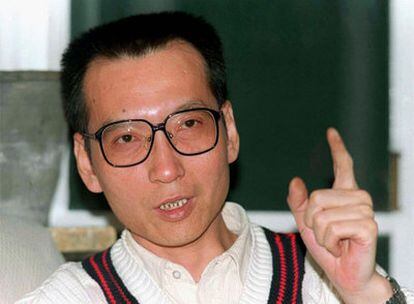 El escritor y veterano activista Liu Xiaobo, en una fotografía tomada en 1995.