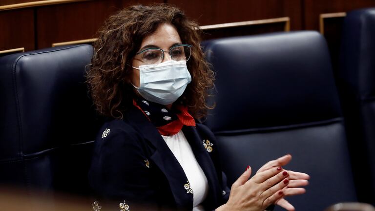 La ministra de Hacienda y Portavoz, María Jesús Montero, en la sesión de control al Ejecutivo el pasado miércoles en el Congreso.