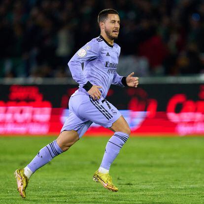 CACERES, SPAIN - JANUARY 03: Eden Hazard of Real Madrid in action during the Copa del Rey round of 32 match between CP Cacereno and Real Madrid at Estadio Principe Felipe on January 03, 2023 in Caceres, Spain. (Photo by Angel Martinez/Getty Images)