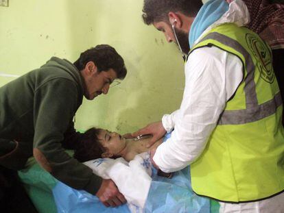 Un ni&ntilde;o  sirio atendido en un hospital. 