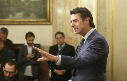 Roda de premsa del ministre d'Indústria, José Manuel Soria.