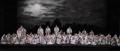Una escena de <i>Nabucco</i> en el Teatro de la Ópera de Roma.