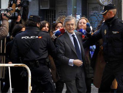 Trías afirma que Bárcenas le enseñó las cuentas B del PP que publicó EL PAÍS