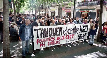 La manifestación que recorrió ayer las calles de El Clot.
