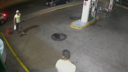 In the image, the suspects are preparing to fill a carafe with fuel.