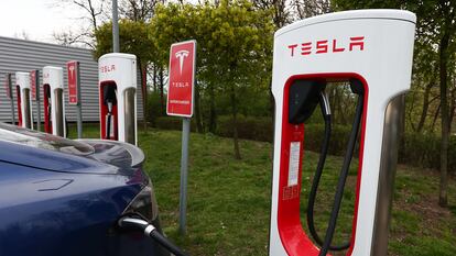 Cargador de Tesla.