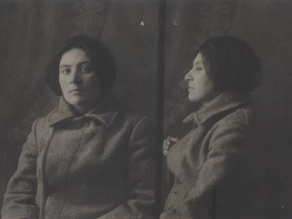 Retrato sin datar de Yevguenia Yaroslávskaya-Markón (1902-1931).