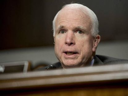 El senador John McCain, en el Senado el pasado febrero.
