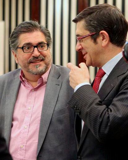 El presidente del PSE, Jesús Eguiguren, cree que la apuesta por la paz de Sortu es "sincera" y que su ilegalización será una "anécdota".