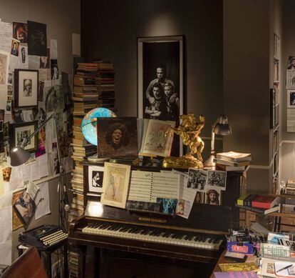 Reconstrucción de la oficina de Nick Cave, creada por los artistas Iain Forsyth & Jane Pollard.