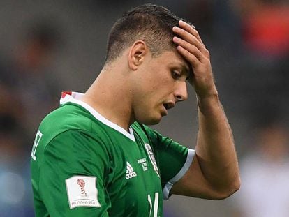 Cicharito durante la semifinal Mexico-Alemania de la Copa Confederaciones