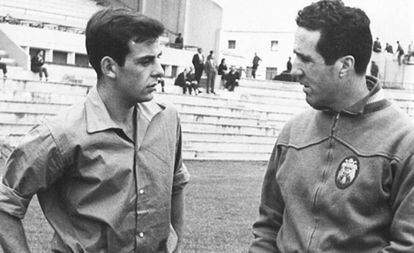 Pereda, con Helenio Herrera, en un entrenamiento de la selecci&oacute;n.