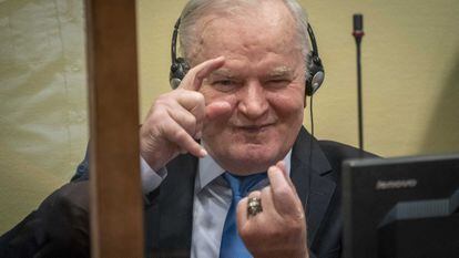 Ratko Mladic, antes del pronunciamiento de la sentencia de apelación en el mecanismo para los Tribunales Penales Internacionales en La Haya, Países Bajos, este martes.