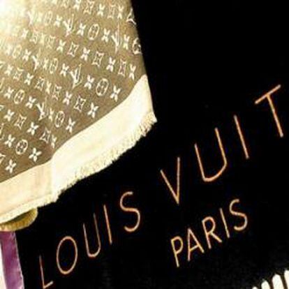 Cartel de Louis Vuitton en París