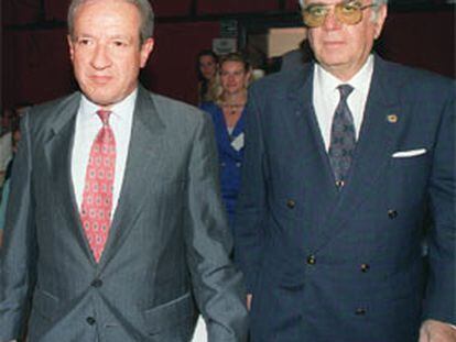 Pascual Sala (a la izquierda) y Ramón Rodríguez Arribas, en una fotografía de archivo.