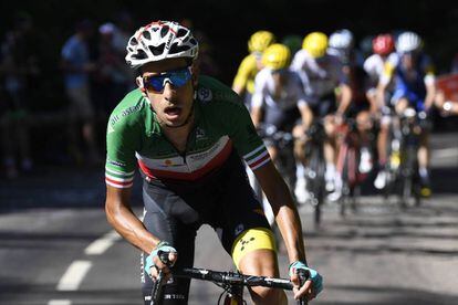 Fabio Aru ataca y se distancia del grupo, guiado por el Sky en pleno.