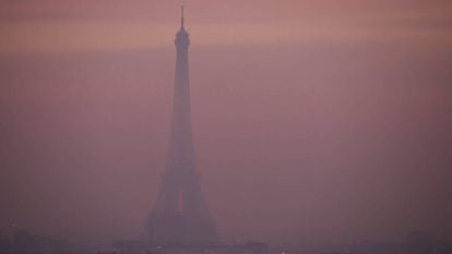 La Torre Eiffel en París el pasado 8 de diciembre.