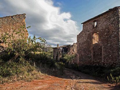 Una masia abandonada a Fatxes.