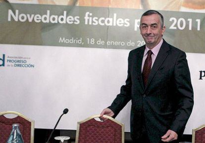 El secretario de Estado de Hacienda, Carlos Ocaña, ayer en la inauguración de un seminario.