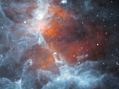 El observatorio espacial ISO de la ESA reveló cómo nacen las estrellas entre masas gigantes de gas y polvo frío, como la nebulosa del Águila.