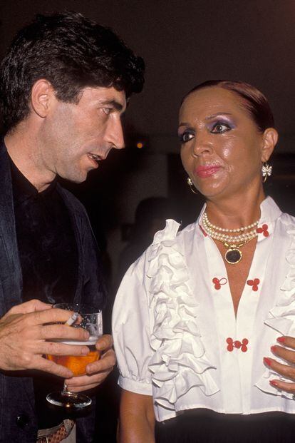 Con Joaquín Sabina, en 1987.
