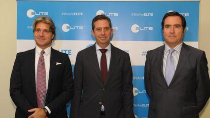 Luca Peyrano, consejero delegado de Elite; Íñigo Fernández de Mesa, secretario de Estado de Economía, y Antonio Garamendi, presidente de Cepyme.