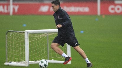 Nasri, en un entrenamiento del Sevilla.