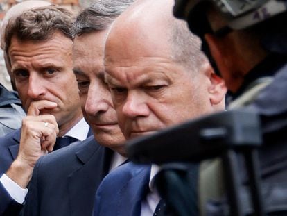 De izquierda a derecha, Emmanuel Macron, Mario Draghi y Olaf Scholz, en Kiev el pasado mes de junio.