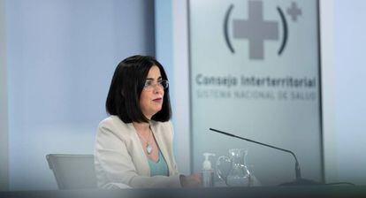 La ministra de Sanidad, Carolina Darias, tras el Consejo Interterritorial del Sistema Nacional de Salud, el miércoles en La Moncloa.