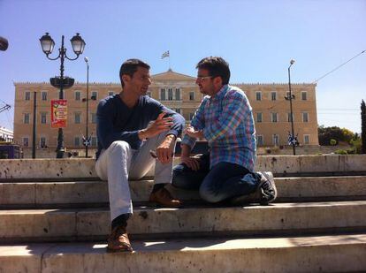 Jordi Évole durante la vista que hizo con 'Salvados' a Grecia