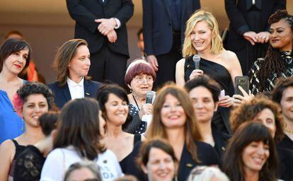 Agnès Varda y Cate Blanchett leen el manifiesto.