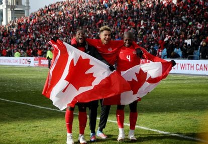 Les footballeurs canadiens célèbrent ce dimanche leur qualification pour la Coupe du monde.