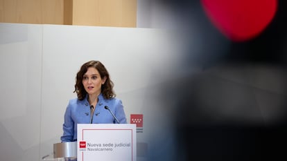 La presidenta de la Comunidad de Madrid, Isabel Díaz Ayuso, el pasado viernes en Navalcarnero.