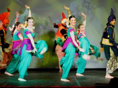 La asociación ÀMBIT de Valencia ha organizado un Festival de Danzas Orientales este sábado para recaudar fondos.