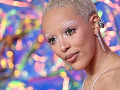 Doja Cat, con las cejas afeitadas, en los MTV Video Music Awards, el pasado septiembre.