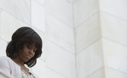 La primera dama, Michelle Obama, el Día de los Caídos en el cementerio de Arlington.