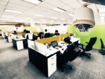 El control empresarial puede, en ocasiones, afectar a la privacidad de los empleados.