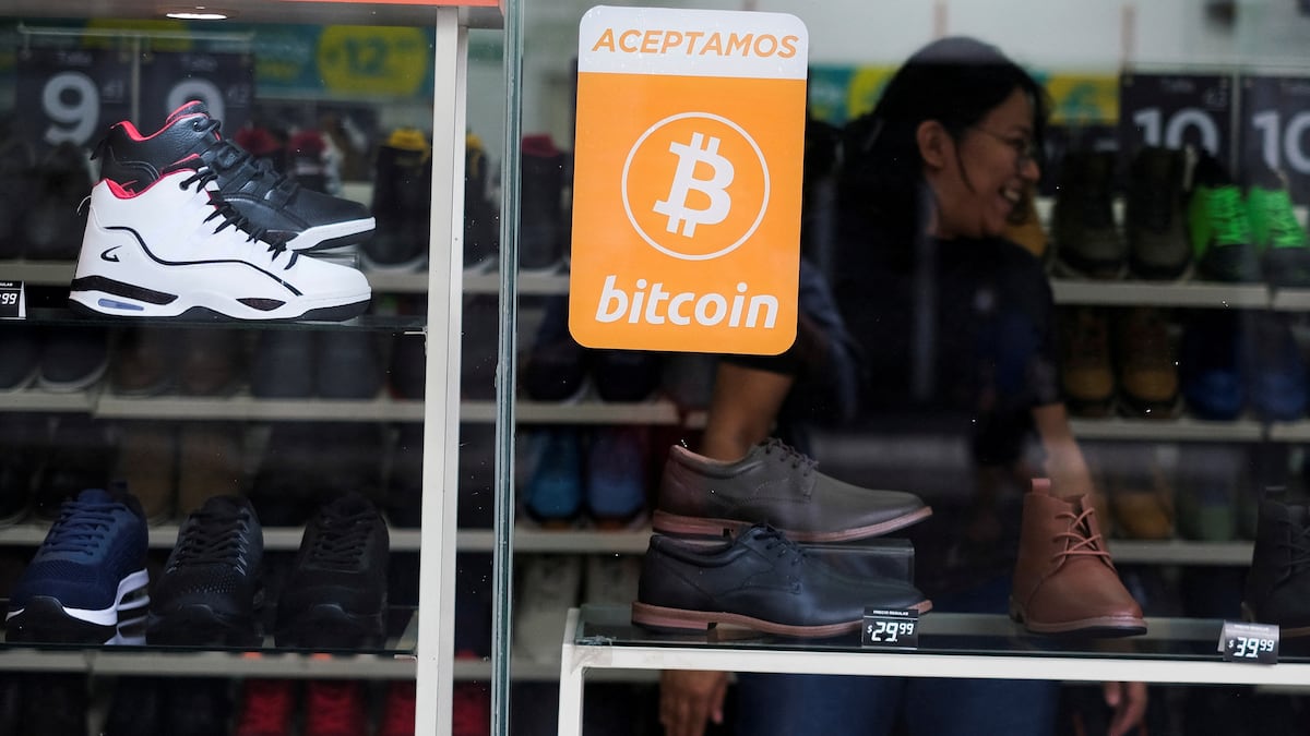 15 años de Bitcoin: luces y sombras