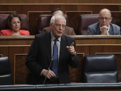 Josep Borrell interviene este miércoles en la sesión parlamentaria de control al Gobierno. ULY MARTÍN / VÍDEO: EUROPA PRESS