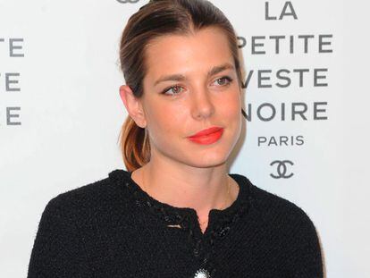 Mucho glamour en París para homenajear la chaqueta de Chanel