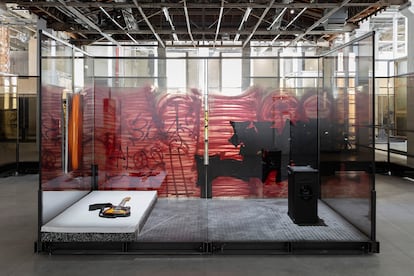 Los grafitis forman parte de ‘Natures Mortes’, su carta blanca en el Palais de Tokyo de París.