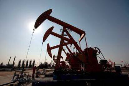 Se trata de la primera venta de prueba desde la década de 1990, el petróleo procederá de los campos de la costa del Golfo de México y la entrega está prevista para abril de 2014. EFE/Archivo