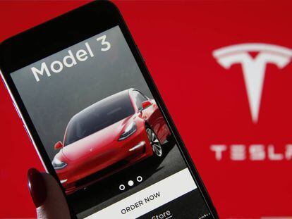 Los Tesla Model 3 reciben las luces de freno dinámicas en una actualización