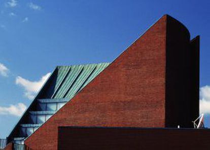 Edificio de la Universidad Politécnica, de Alvar Aalto.