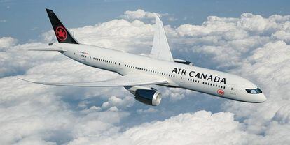Un avi&oacute;n de Air Canada.