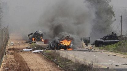 En la imagen, el convoy israelí atacado por Hezbolá.