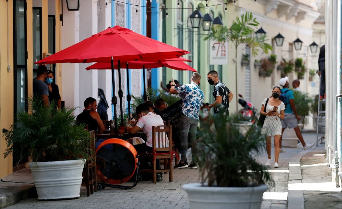 El Gobierno de Cuba autoriza las primeras 32 empresas privadas